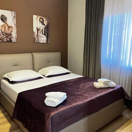 Friends' House In Tirana